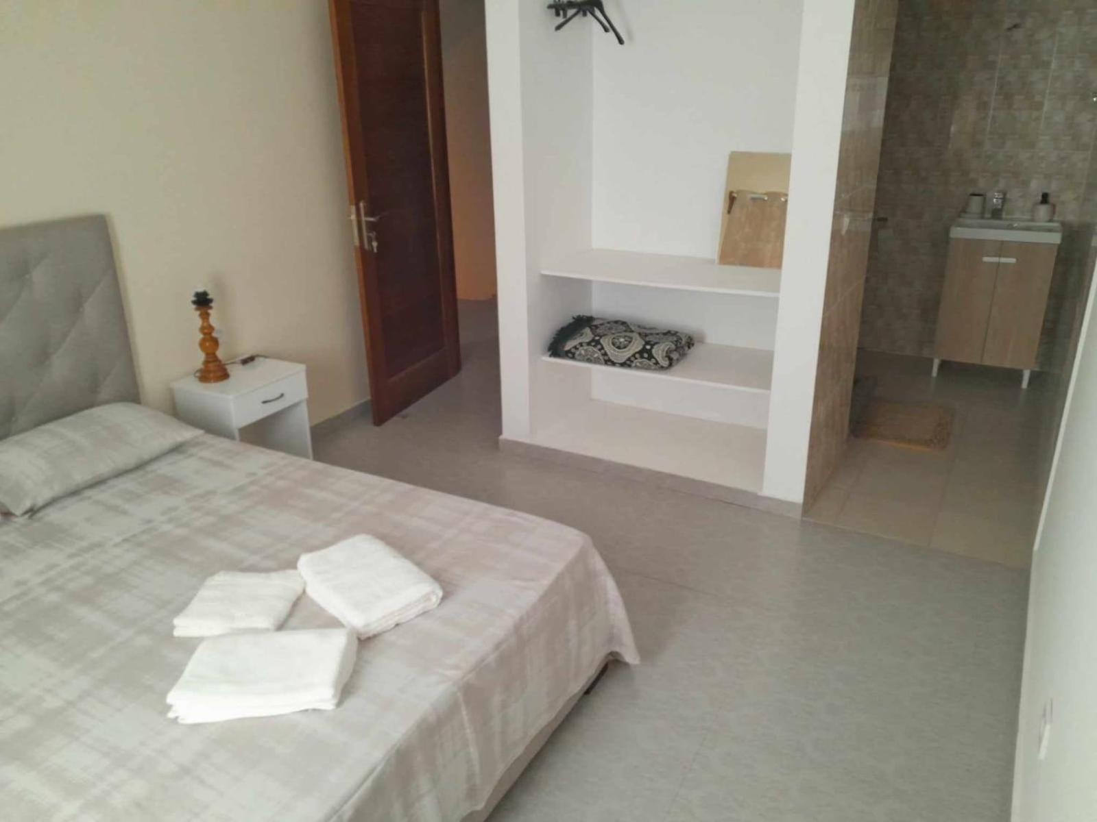 Hostel Rocha Marisol بونتا دو سول المظهر الخارجي الصورة